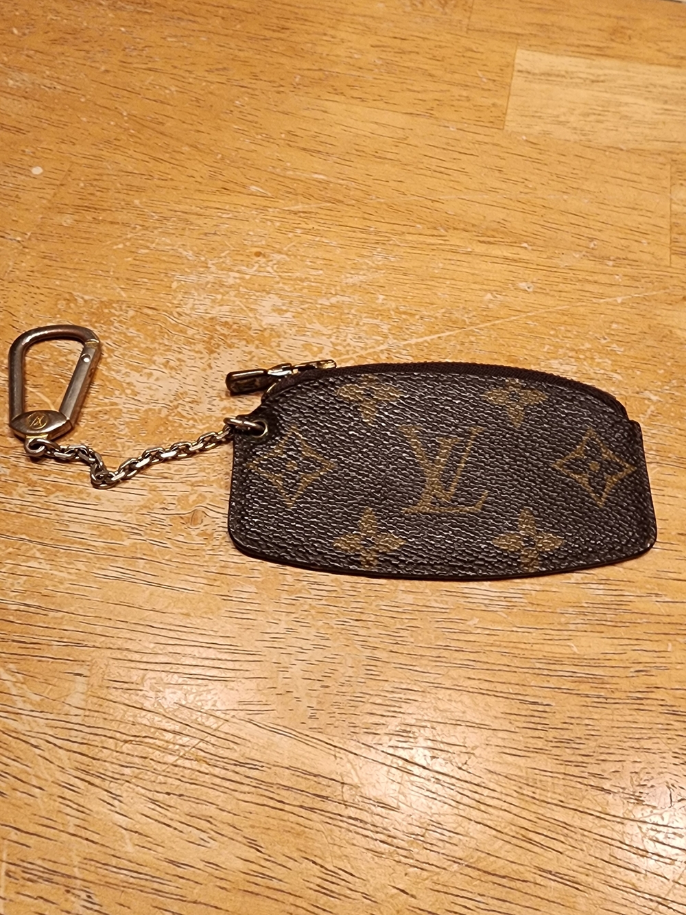 vintage Louis Vuitton Monogram Canvas Pochette Cles key pouch and coin purse. - Picture 2 of 15